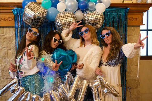 How to Throw the perfect Mamma Mia Party!!!